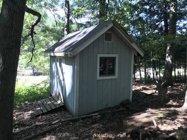 61 S Plain Rd, Sunderland, MA 01375