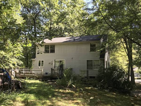 61 S Plain Rd, Sunderland, MA 01375