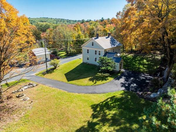 49 Enfield Rd, Pelham, MA 01002