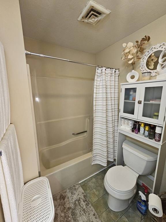 43 Tamarack Dr #43, Amherst, MA 01002