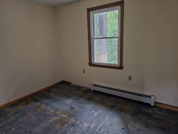 288 Leverett Rd, Shutesbury, MA 01072