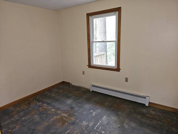 288 Leverett Rd, Shutesbury, MA 01072