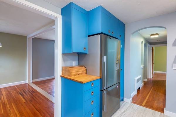 22 Sherman Ave, Northampton, MA 01060