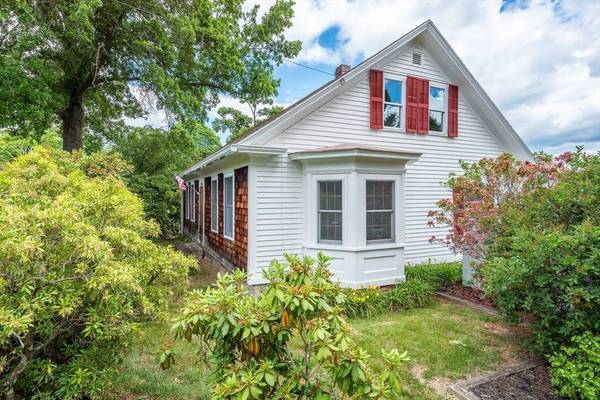 1450 S East St, Amherst, MA 01002