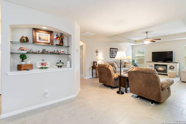 313 Creekview, New Braunfels, TX 78130