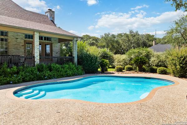 230 Montwood, Seguin, TX 78155