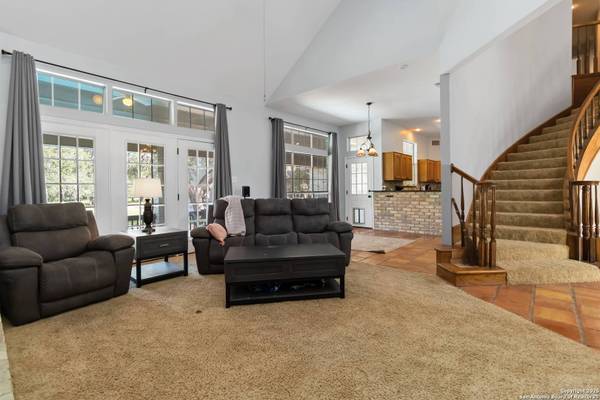 230 Montwood, Seguin, TX 78155