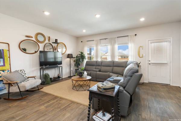 393 Trent, New Braunfels, TX 78130