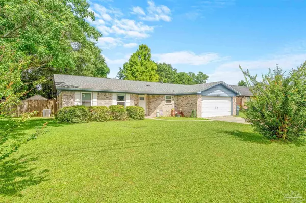 10621 Tara Dawn Cir, Pensacola, FL 32534