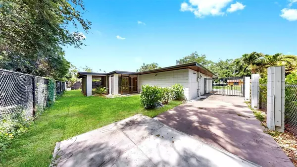 4455 EMERALD RIDGE DR, Sarasota, FL 34233