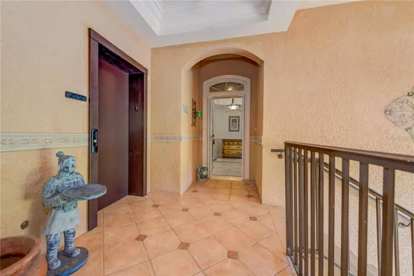 290 LEWIS CIRCLE CIR #132, Punta Gorda, FL 33950