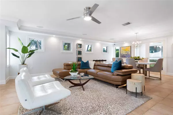 606 OWL WAY, Sarasota, FL 34236