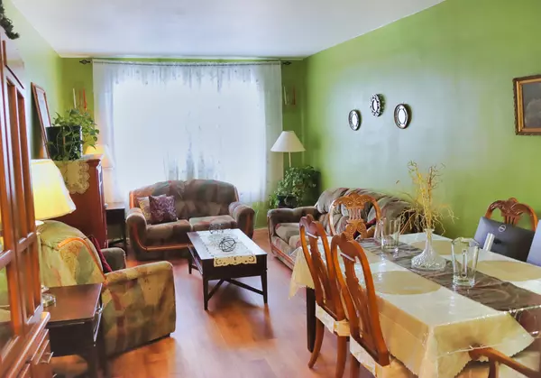 Brooklyn, NY 11210-2300,50 Kenilworth Pl #6M