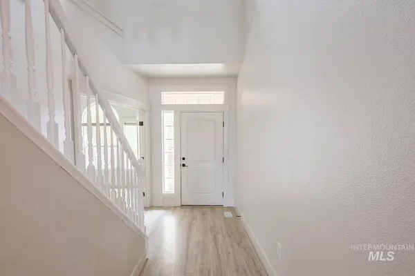 9095 W Dalton Place, Boise, ID 83704