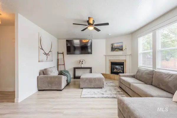 9095 W Dalton Place, Boise, ID 83704