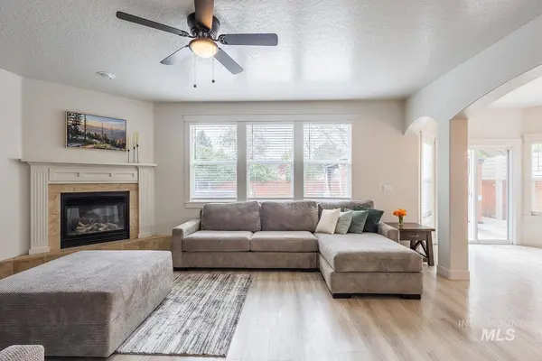 9095 W Dalton Place, Boise, ID 83704