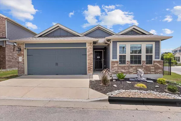 103 Simon, Kyle, TX 78640