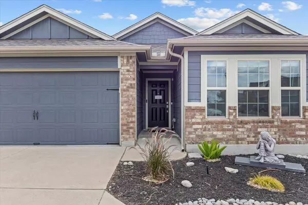 103 Simon, Kyle, TX 78640