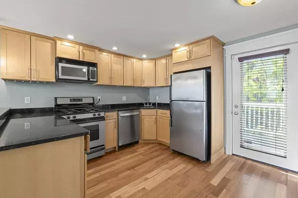 45 Ward St, Boston, MA 02127