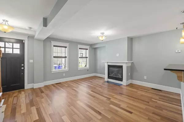 45 Ward St, Boston, MA 02127