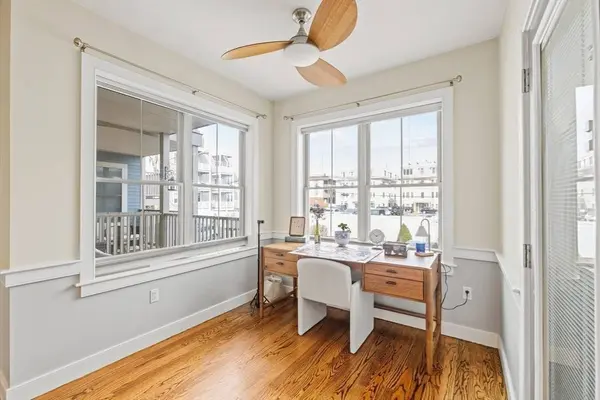 774 E 3rd St #1, Boston, MA 02127