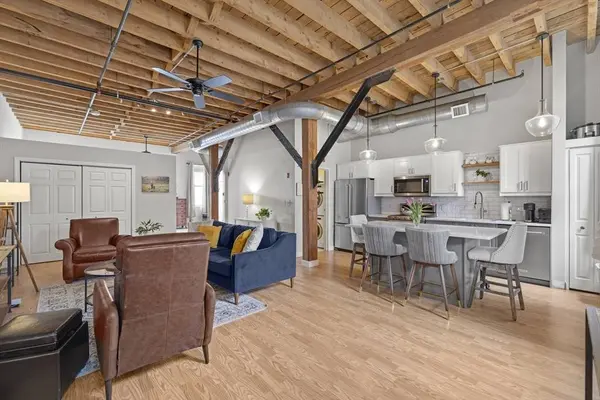 60 Dudley St #27, Chelsea, MA 02150