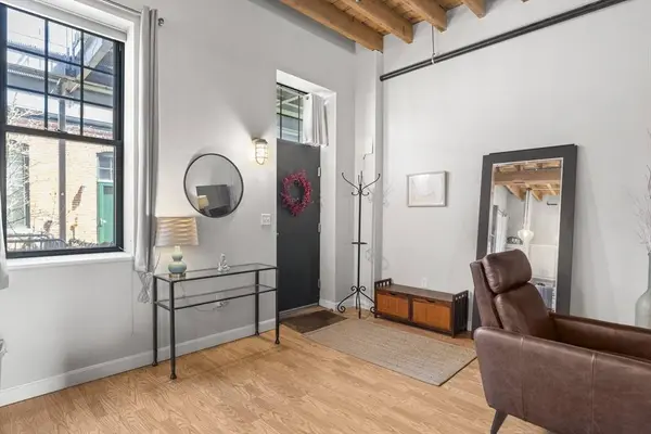 60 Dudley St #27, Chelsea, MA 02150