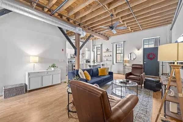 60 Dudley St #27, Chelsea, MA 02150