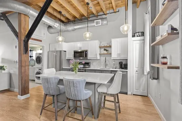 60 Dudley St #27, Chelsea, MA 02150