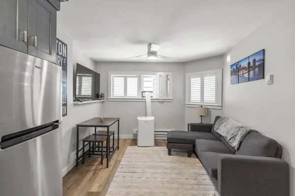 392 E 8th St #1, Boston, MA 02127