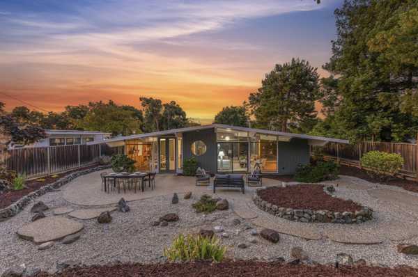 1010 La Salle Dr, Sunnyvale, CA 94087-5203