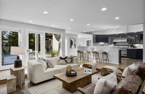 1621 El Sereno Ct, Los Altos, CA 94024-7267