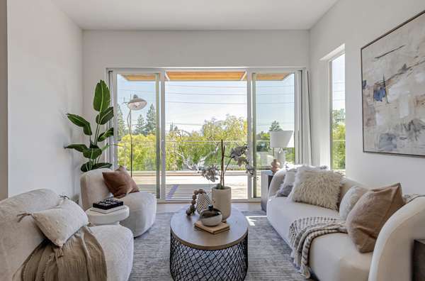 4115 El Camino Real, Palo Alto, CA 94306-4098