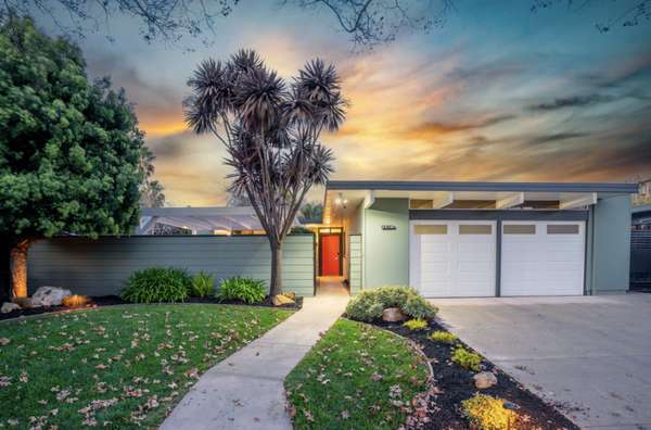 2416 Fairoak Ct, San Jose, CA 95125-4933