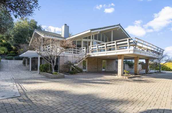 20932 Sarahills Dr, Saratoga, CA 95070-4838