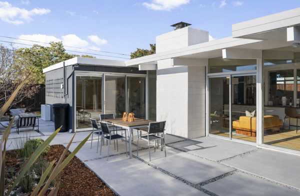 637 Vanessa Dr, San Mateo, CA 94402-2616