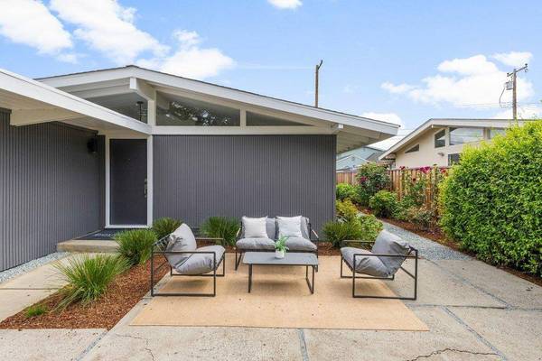385 Cronin DR, Santa Clara, CA 95051