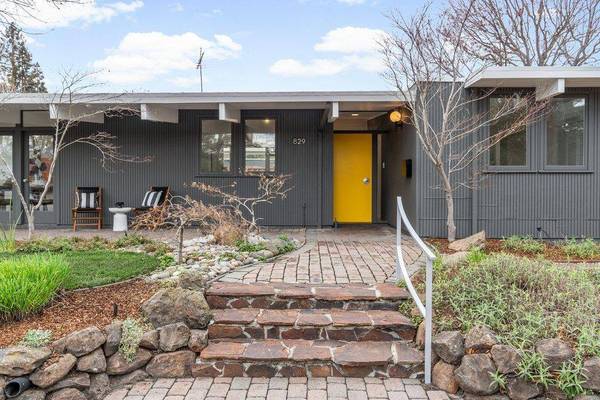 829 Talisman DR, Palo Alto, CA 94303