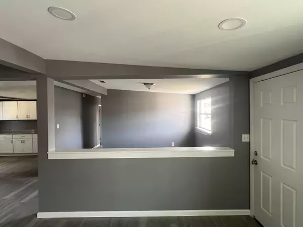 447 S Shelfer Street, Quincy, FL 32351