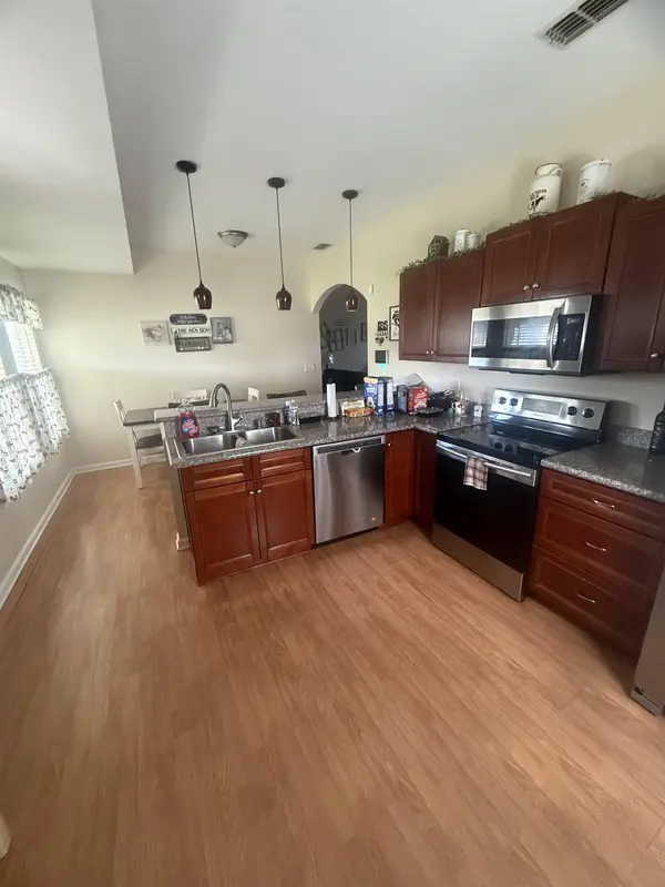 1444 Rustling Pines Boulevard, Midway, FL 32343