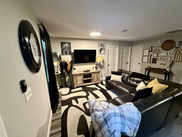 263 Oakview Drive, Tallahassee, FL 32305