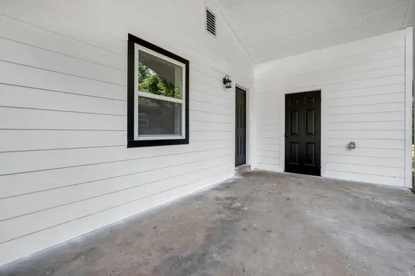 3204 N Ridge Road, Tallahassee, FL 32305