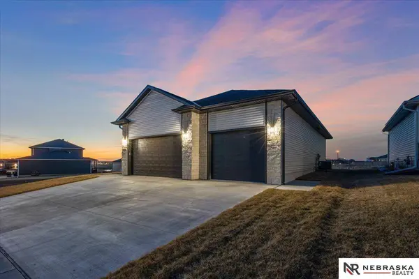 7530 Jimmie Avenue, Lincoln, NE 68516