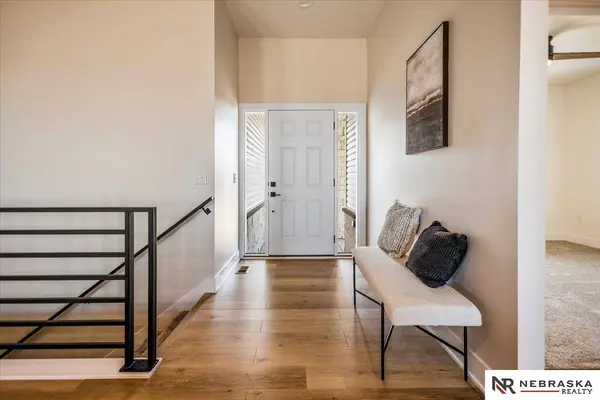 7530 Jimmie Avenue, Lincoln, NE 68516