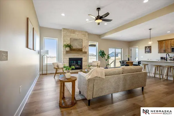 7530 Jimmie Avenue, Lincoln, NE 68516