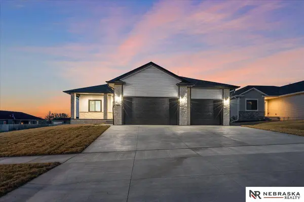 7530 Jimmie Avenue, Lincoln, NE 68516