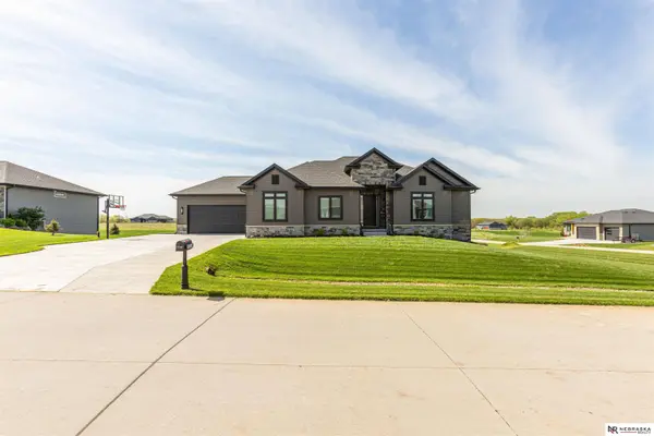 7865 W Schellpeper Drive, Lincoln, NE 68532