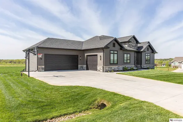 7865 W Schellpeper Drive, Lincoln, NE 68532