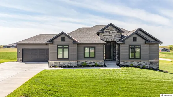 7865 W Schellpeper Drive, Lincoln, NE 68532