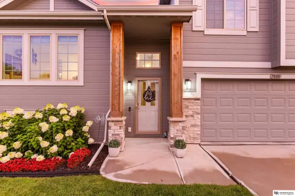 7808 S 190 Avenue, Gretna, NE 68136